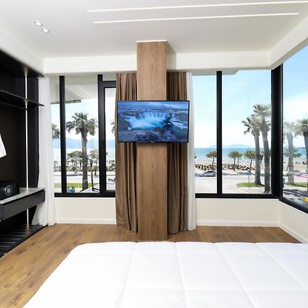 Vlorë Hotel Adore מראה חיצוני תמונה